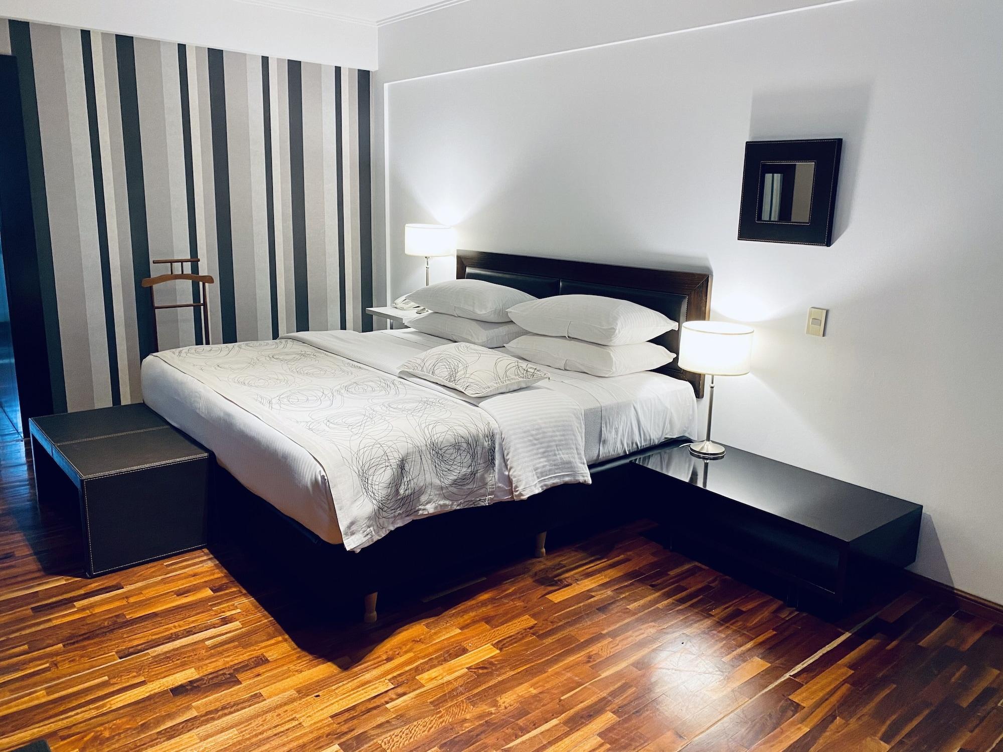 Hotel Tolosa Πουέρτο Μαντρίν Εξωτερικό φωτογραφία