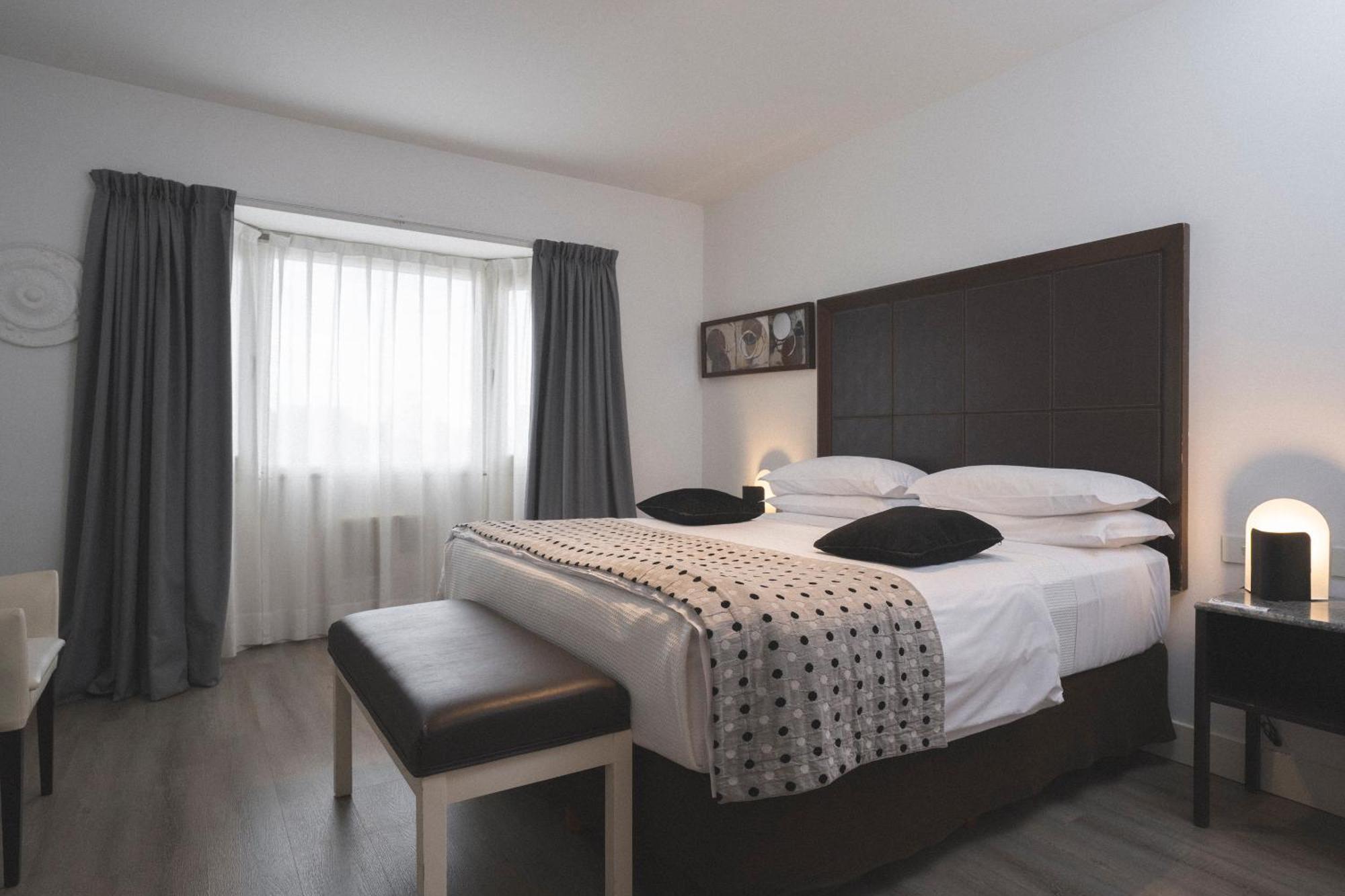 Hotel Tolosa Πουέρτο Μαντρίν Δωμάτιο φωτογραφία