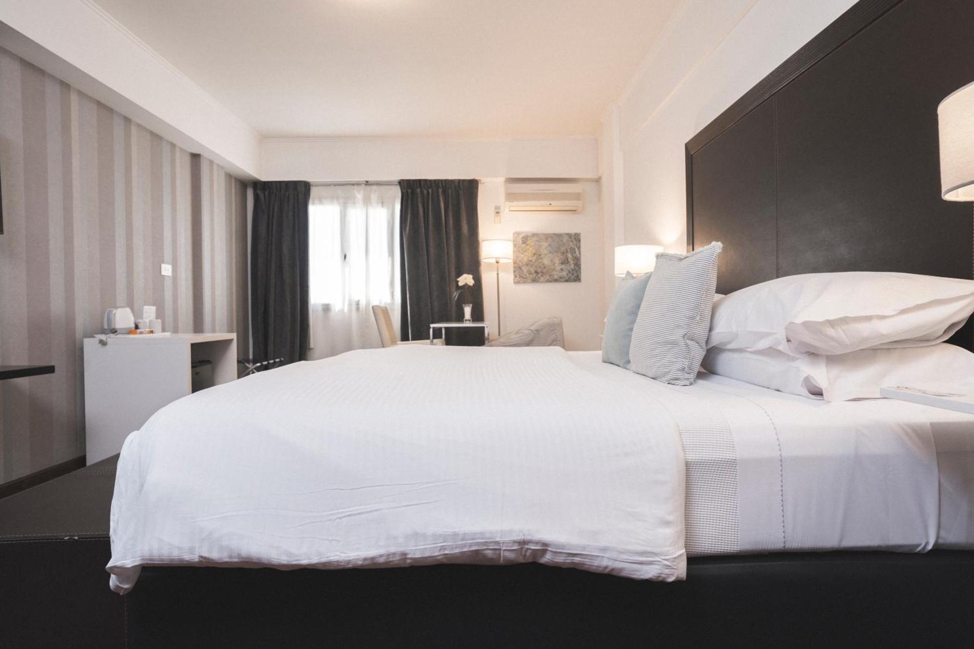 Hotel Tolosa Πουέρτο Μαντρίν Δωμάτιο φωτογραφία